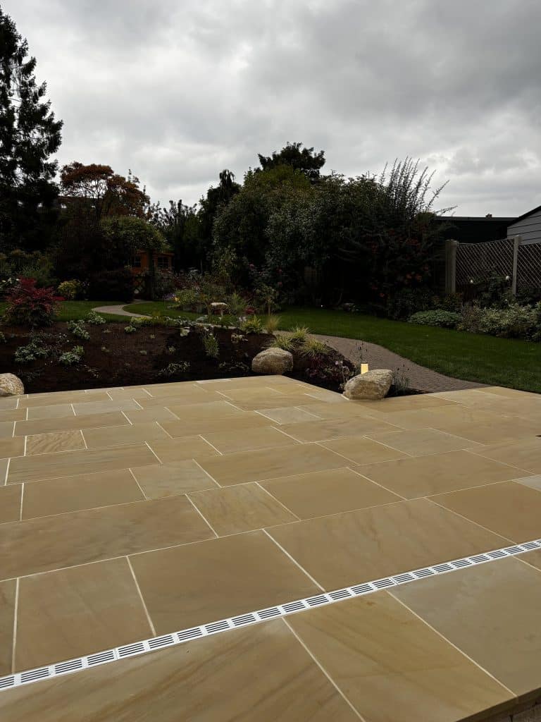 Patio terrace garden designed by Karl Harrison in Chalfont St Giles